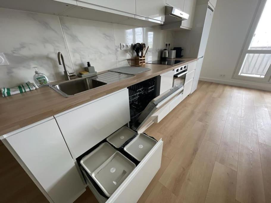 9 Mi From Stade De France - Charming 5-Room Saint-Denis  Eksteriør billede